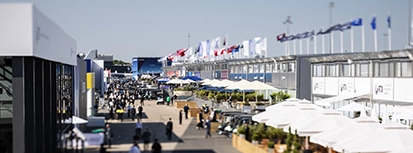 Business chalets avenue paris air show.webp